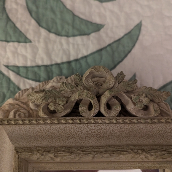 Two Mirrors - Picture 7 of 7